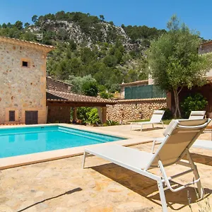 Fabulous Rural House With Views To The Mountains With Swimming Pool Ferienhaus